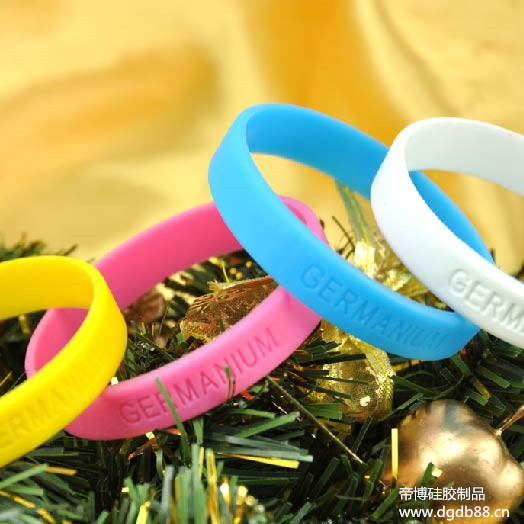 硅膠手環(huán)2.jpg 硅膠手環(huán)2.jpg