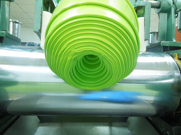 原材料混煉_副本 (2).jpg 原材料混煉_副本 (2).jpg