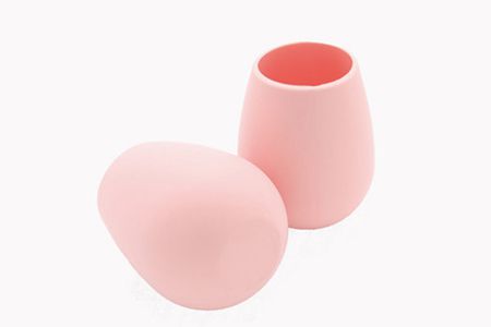 硅膠材質的創(chuàng)意水杯